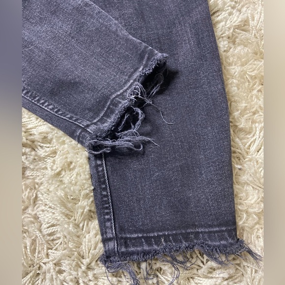 GAP Premium Denim Cigarette High Rise Jeans Petite Raw Hem Black Wash Size 26P - Picture 4 of 6